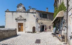 LES BAUX-J17-1540