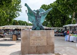 AIX-EN-PROVENCE-J18-3344