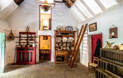 Bunratty - Folk Park IRL-J16-2055