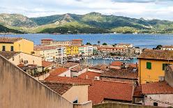 Elba-Portoferraio-J15-0686