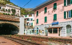 Riomaggiore-J06-2203