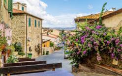 CASTIGLIONE D'PESCAIA-J16-3598